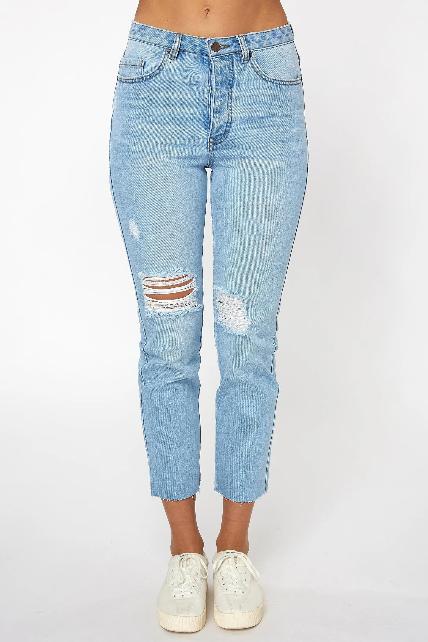 BENATAR DISTRESSED DENIM JEANS