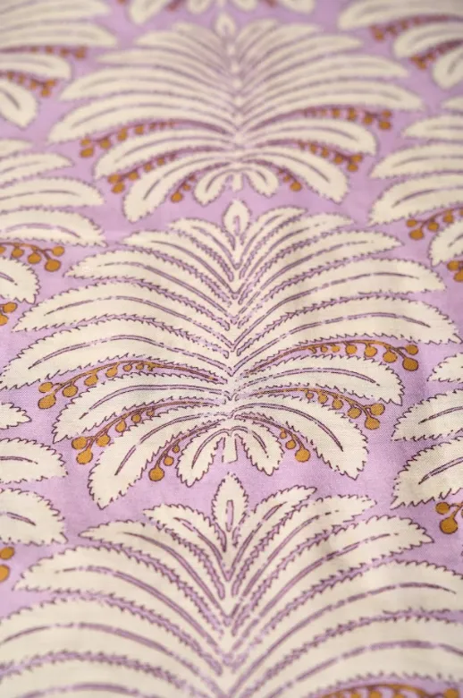 Pastel Mauve Color Leafy Pattern Printed Natural Muslin Silk Fabric